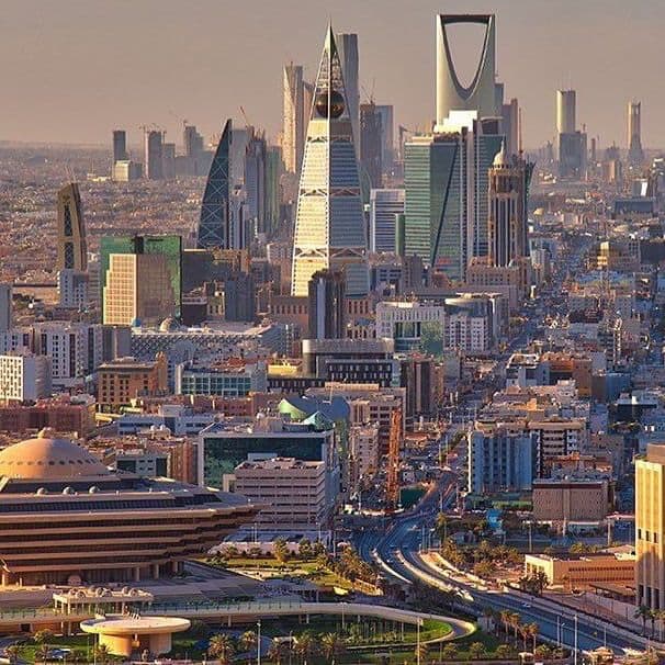 کنگڈم ٹاور، الفیصلیہ ٹاور، اور الدیرہ ہیریٹیج ایریا کا دورہ کریں - ریاض