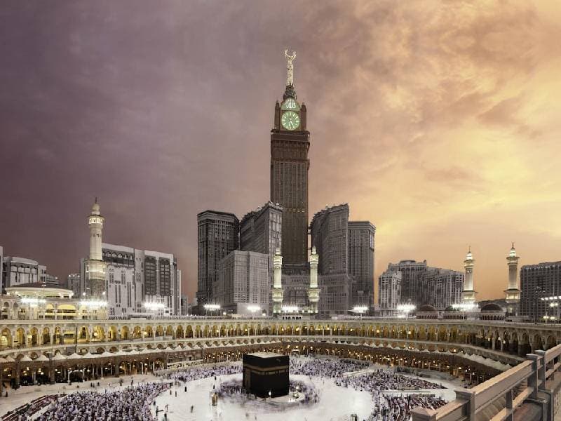 پرتعیش 7 روزہ عمرہ کا سفر - مکہ اور مدینہ ثقافتی تجربات کے ساتھ