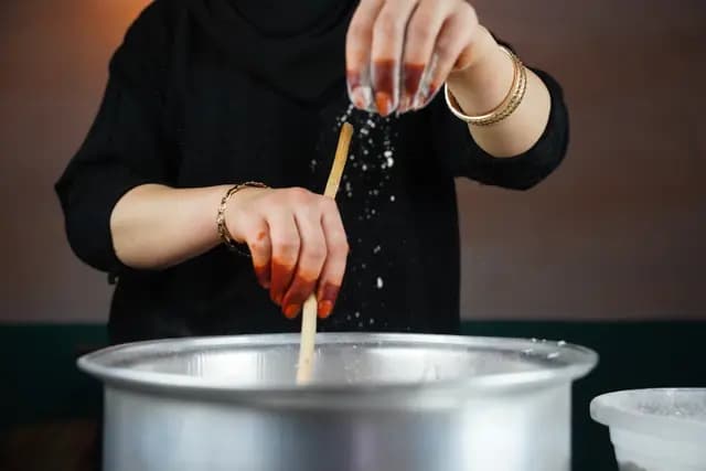 دیہی لاج میں اسیری کھانے کا تجربہ (5 افراد)